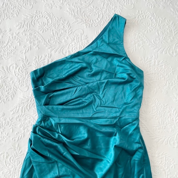 NWOT Lulus Dreaming of Elegance Dark Teal Satin One-Shoulder Maxi Dress Medium - Picture 3 of 7